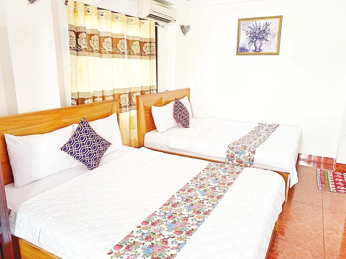 Anh Minh - Manchester Hotel Nha Trang Vietnám